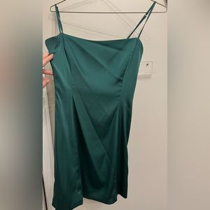 Aritzia Sunday Best satin Shimmer dress in Nori green. Size 2!